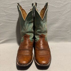 Ariat Legend Western Women’s Two-tone Boots size 9 B